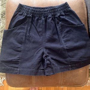 Elizabeth Suzann Navy Clyde shorts Sz 6